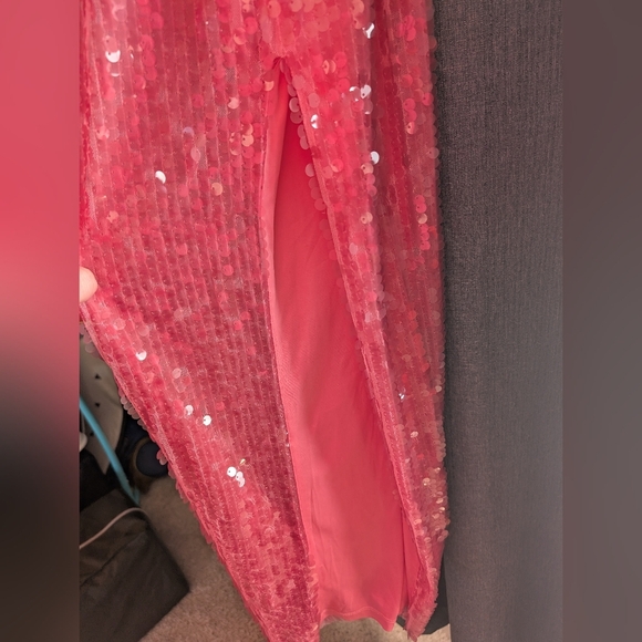 Nwt Urban Outfitters Harley Pink Sequin Halter Maxi‎ Dress With Slit Size Small - Picture 7 of 7